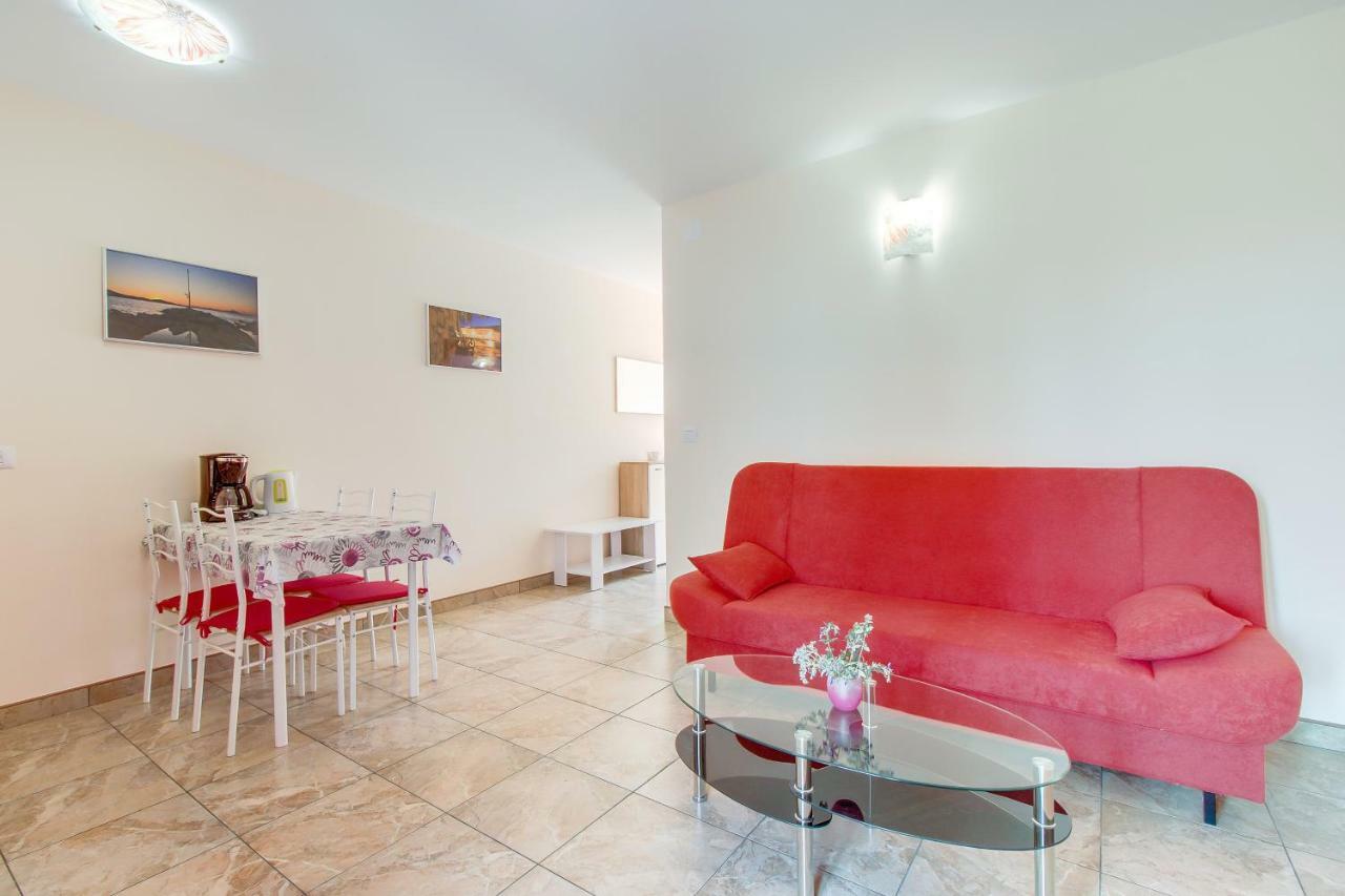 Apartmani Villa Casper Lussingrande Esterno foto