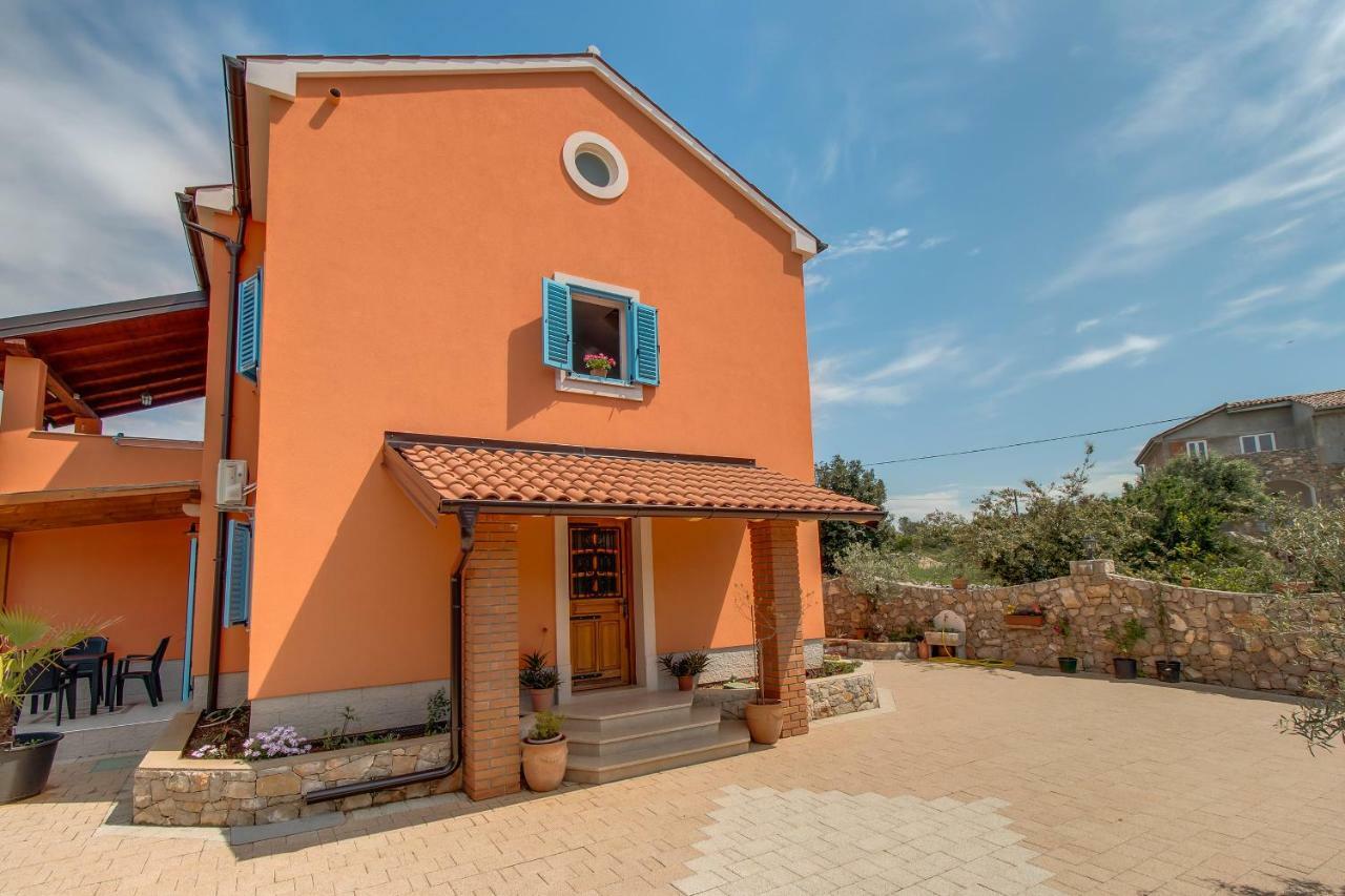 Apartmani Villa Casper Lussingrande Esterno foto